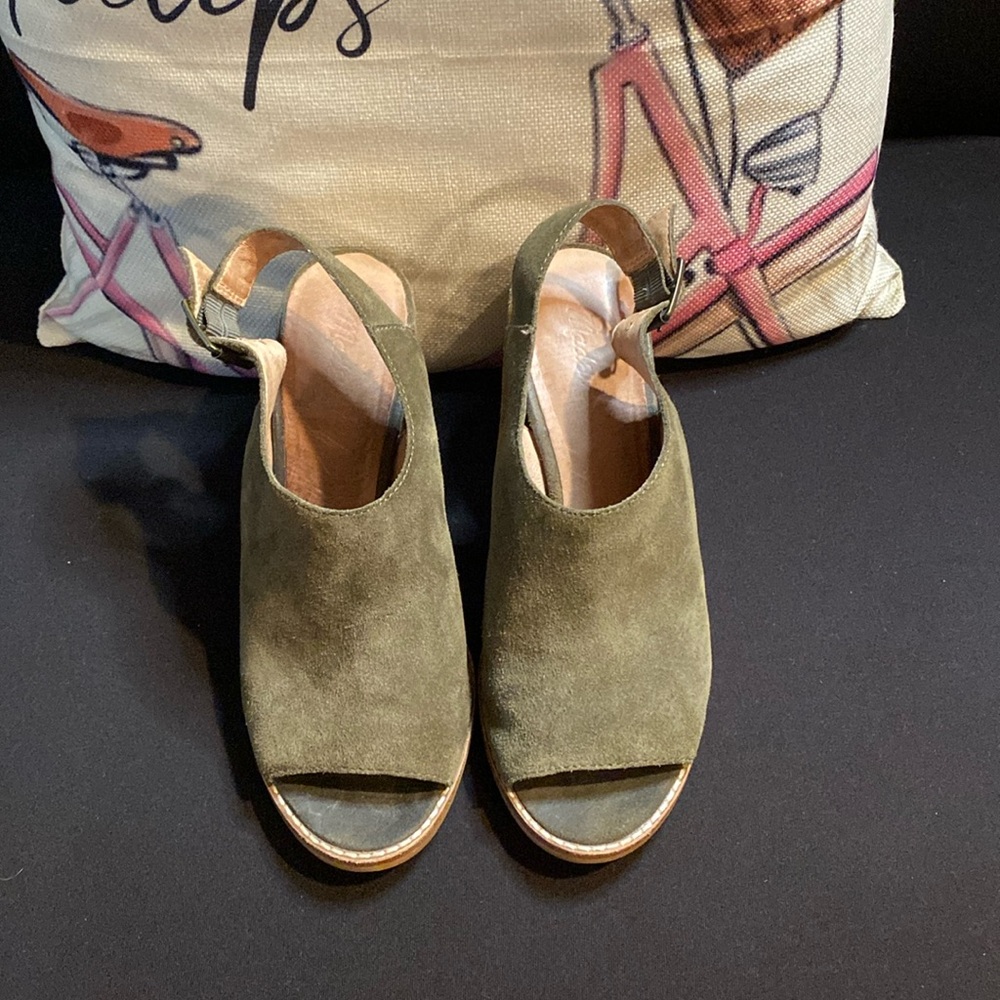 EUC Madewell Block Heeled Open Toe Shoes